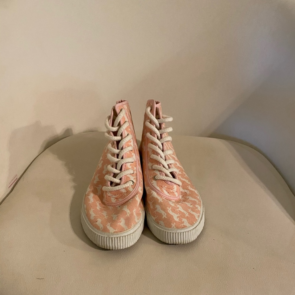 *SOLD* Startas Unicorn Sneakers! 🦄🌈